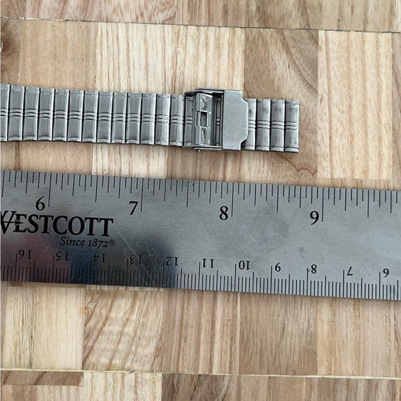 Citizen Watch Vintage White Dial Stainless Adjustable Bracelet Quartz - Picture 13 of 13